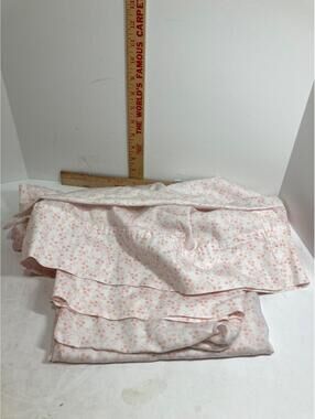 2 Living Quarters Light Pink Pillowcases Flora Cotton 30” x 20”